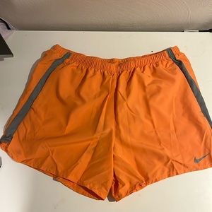 Nike challenger shorts 5”